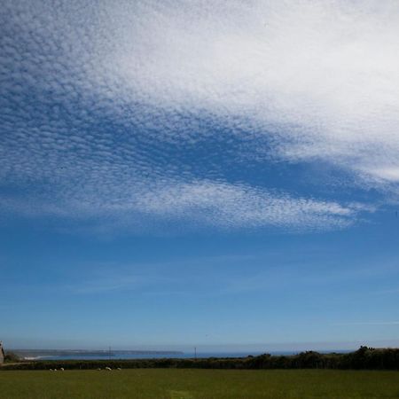 Ewe With A View Sea View Shepherds Huts Breage Exterior foto